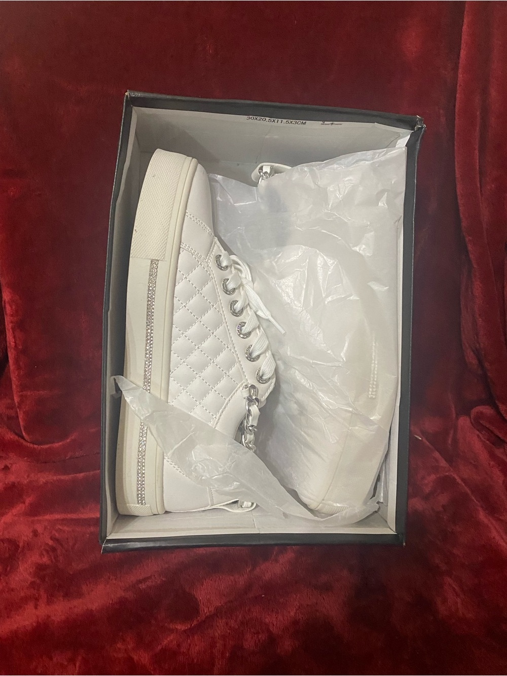 White Quilted Sneakers with Chain Detail